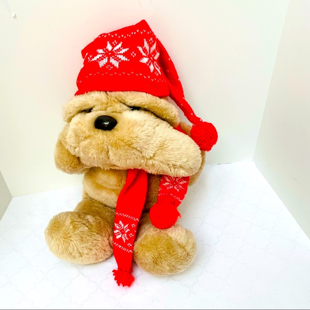 Bulldog Plush Krinkles Christmas Knit Hat Scarf Commonwealth Target 1984 VINTAGE